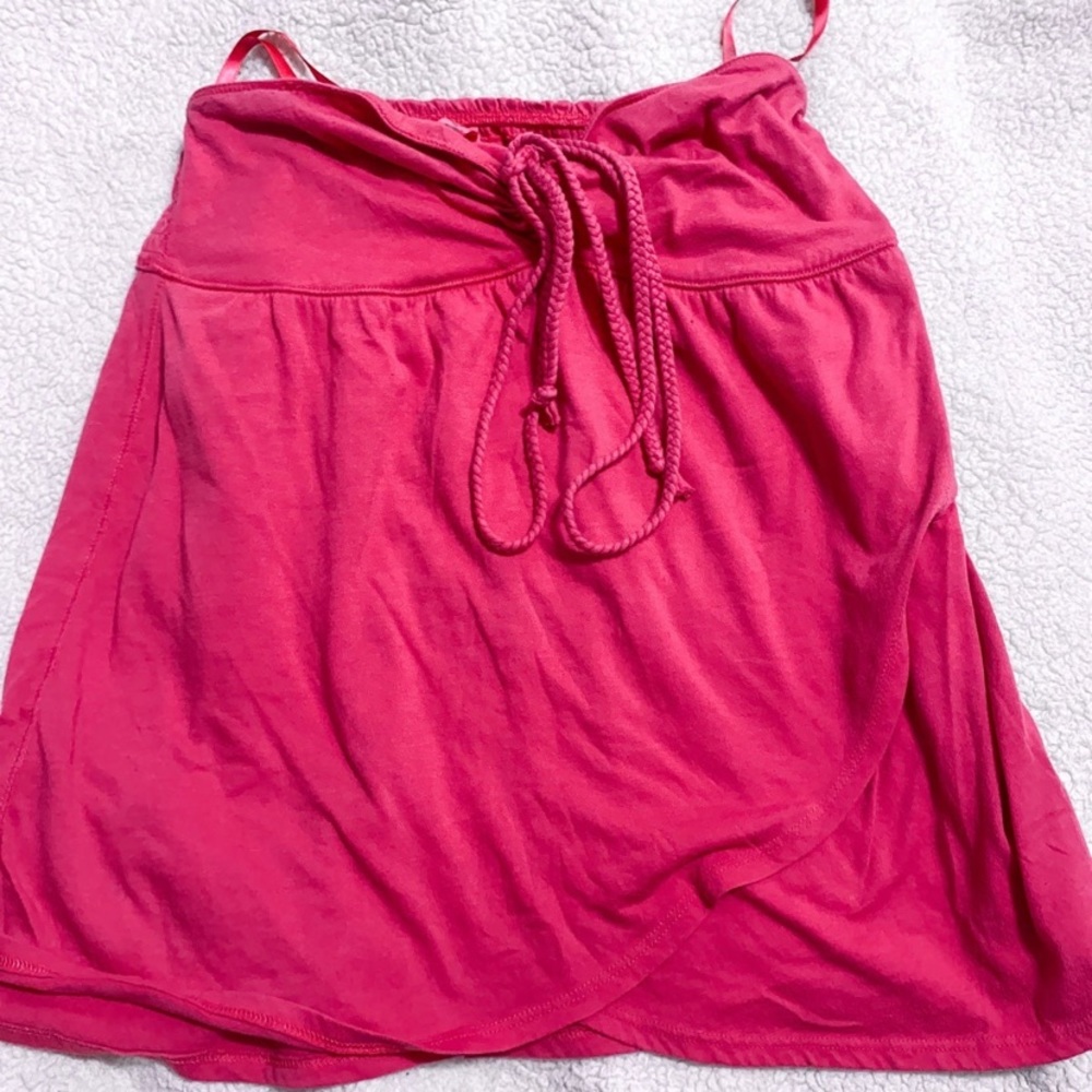 garage y2k pink top